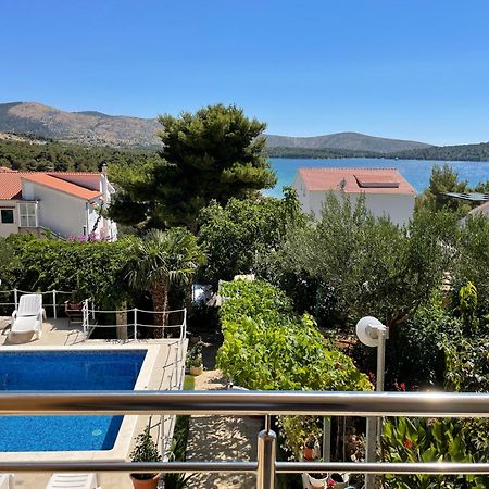 Apartments Villa Ra Жаборич Экстерьер фото