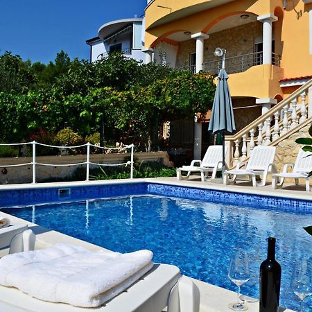 Apartments Villa Ra Жаборич Экстерьер фото